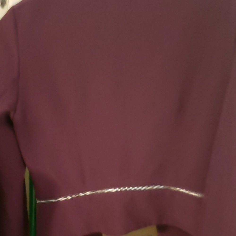 ❌SOLD❌Purple Cropped Blazer - Picture 5 of 5